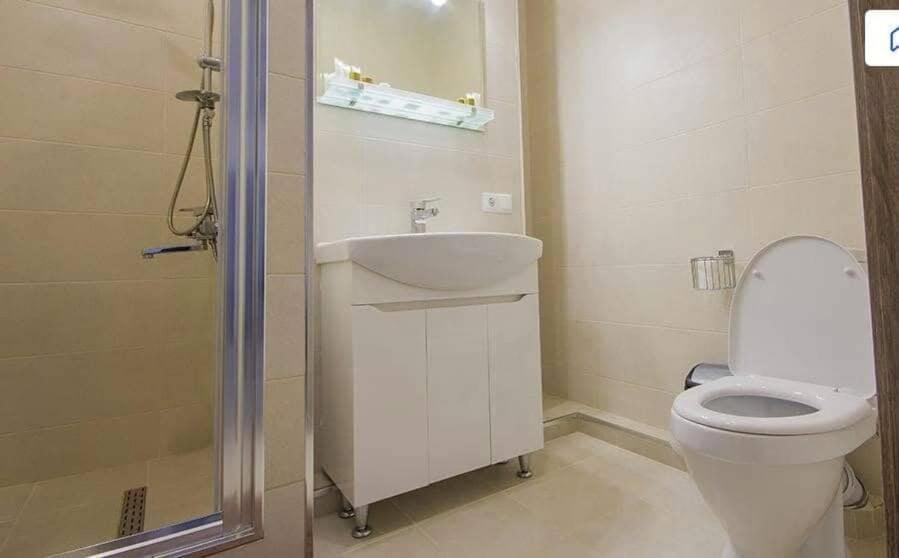 Tikas Home Апартаменты Tbilisi Phòng bức ảnh